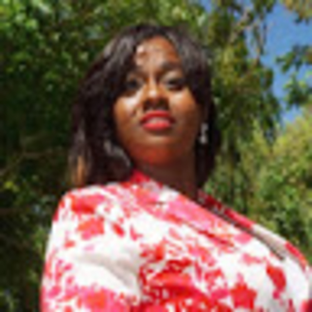 Meet your Posher, Clovette